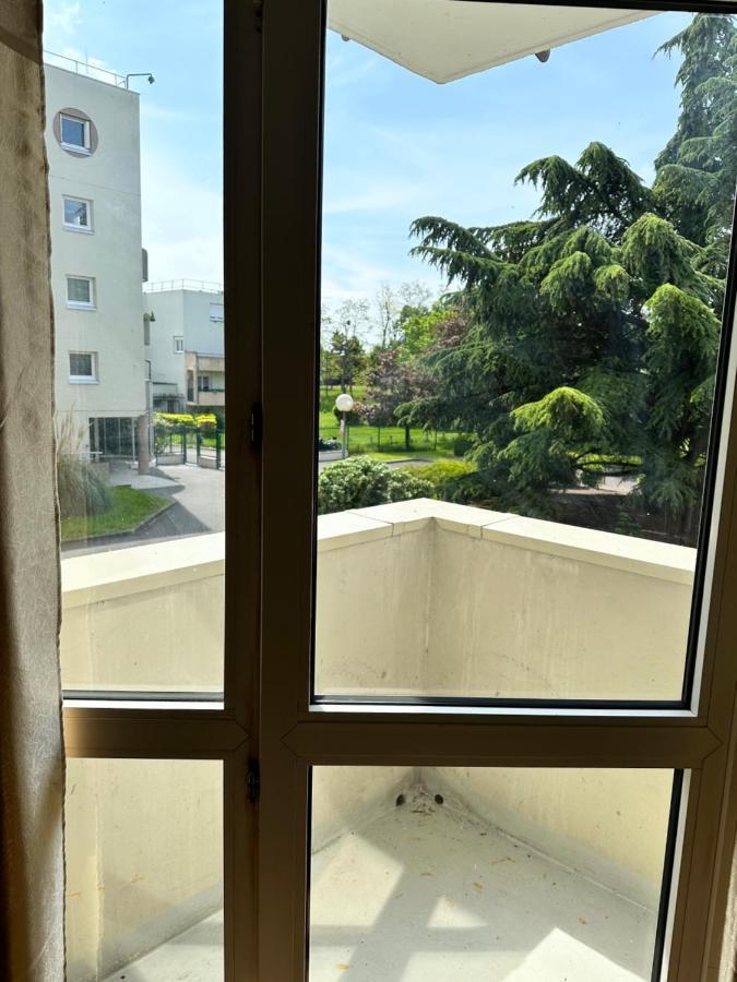 Bel Appartement A 25 Mn De Paris Sartrouville Bagian luar foto
